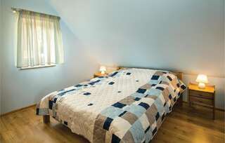 Дома для отпуска Three-Bedroom Holiday Home in Klodawa Kłodawa Дом для отпуска с 3 спальнями-14